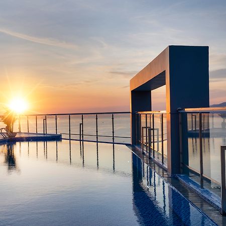 Dqua Hotel На Транг Екстериор снимка