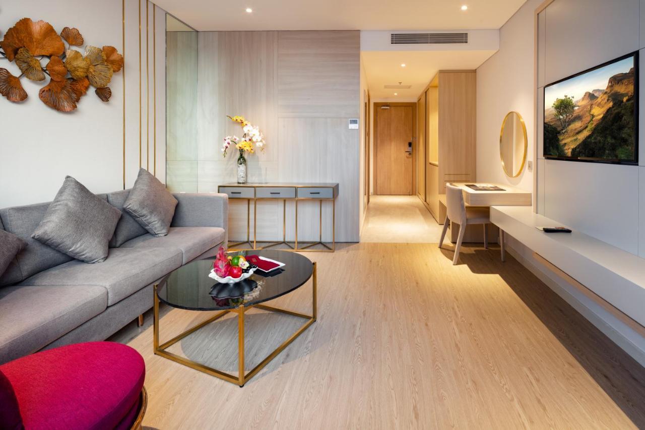 Dqua Hotel На Транг Екстериор снимка