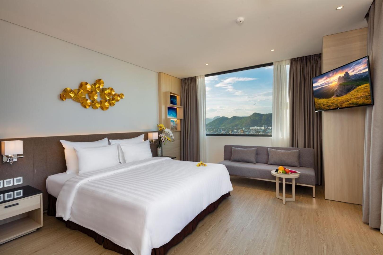 Dqua Hotel На Транг Екстериор снимка