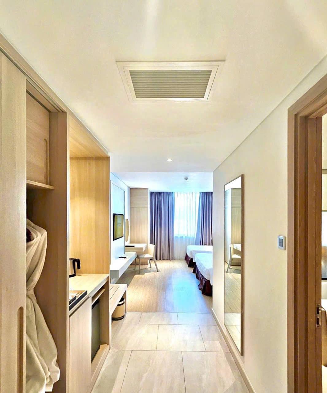 Dqua Hotel На Транг Екстериор снимка